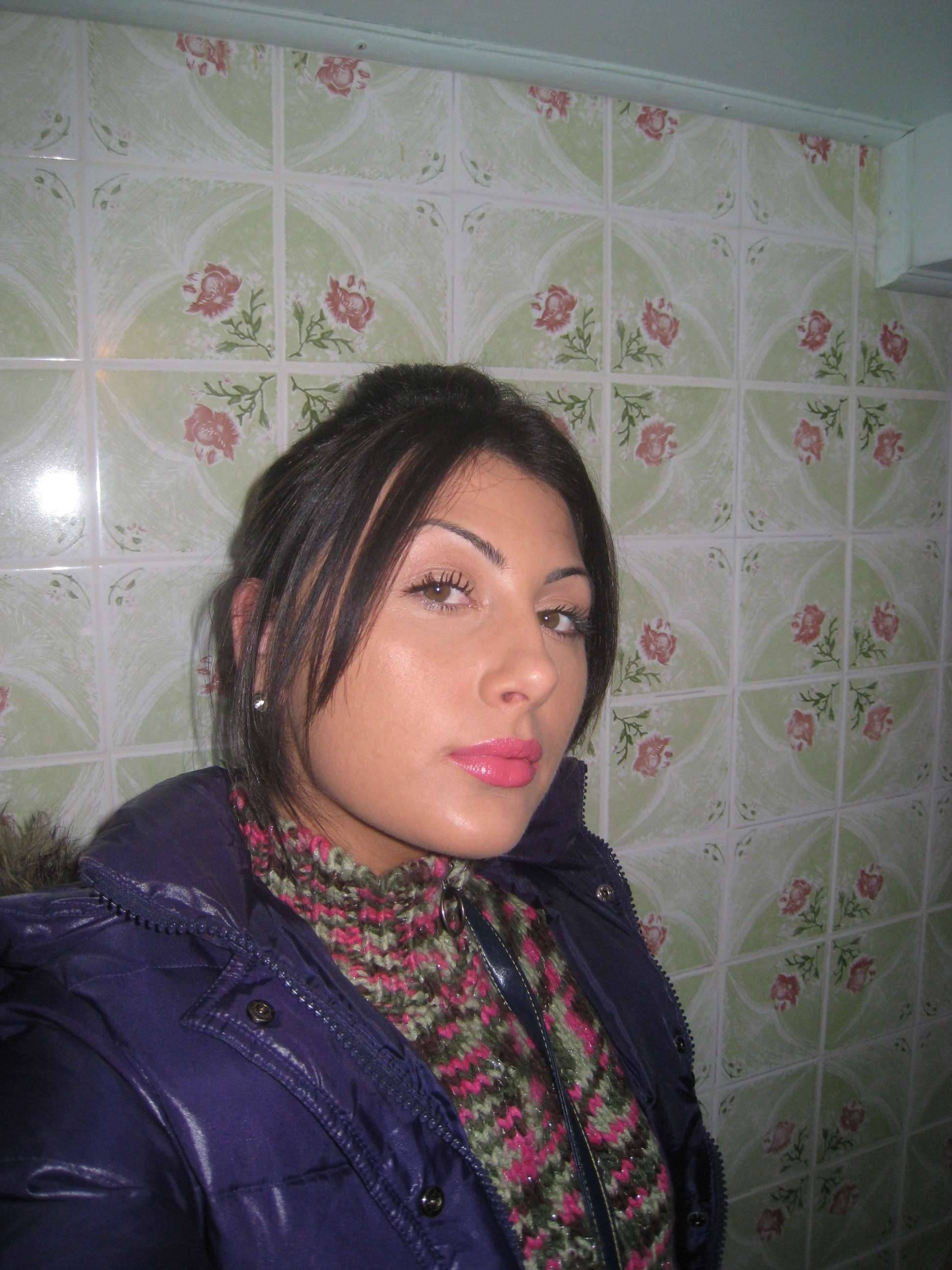 Single Romanian Women Woman 43